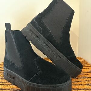 Puma Black Suede Mayze Chelsea Boots